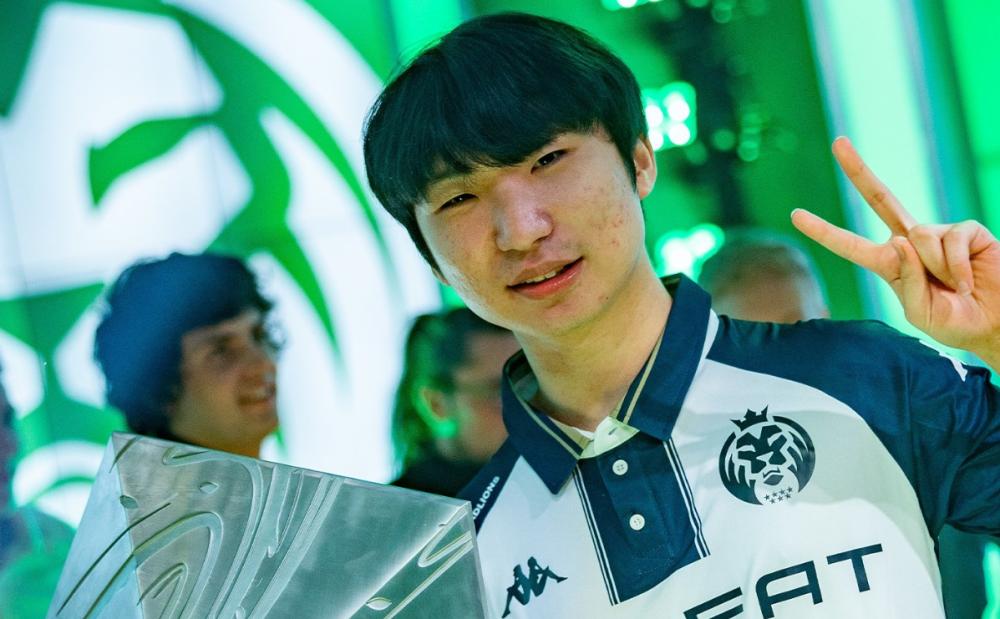 TL碾压MAD，Zeus拿下关键大龙强强对话2025世界赛，引爆全场热议的简单介绍